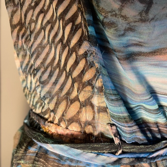 Used romper - Picture 4 of 5